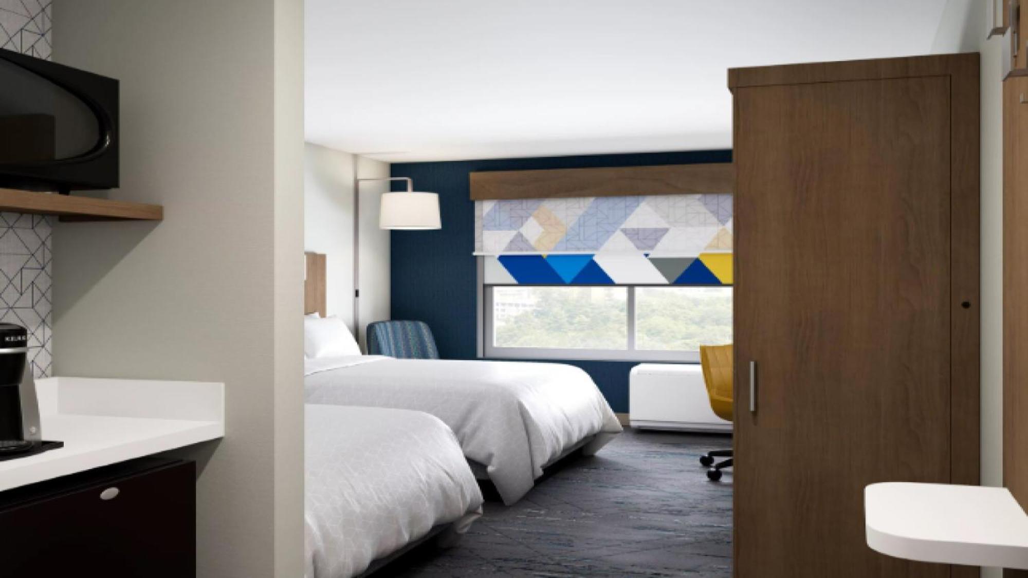 Holiday Express & North By Ihg 3*